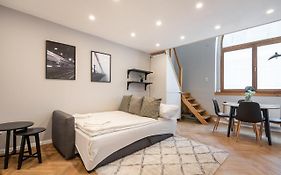 S11 - Stylish Prime,Location, By Bqa